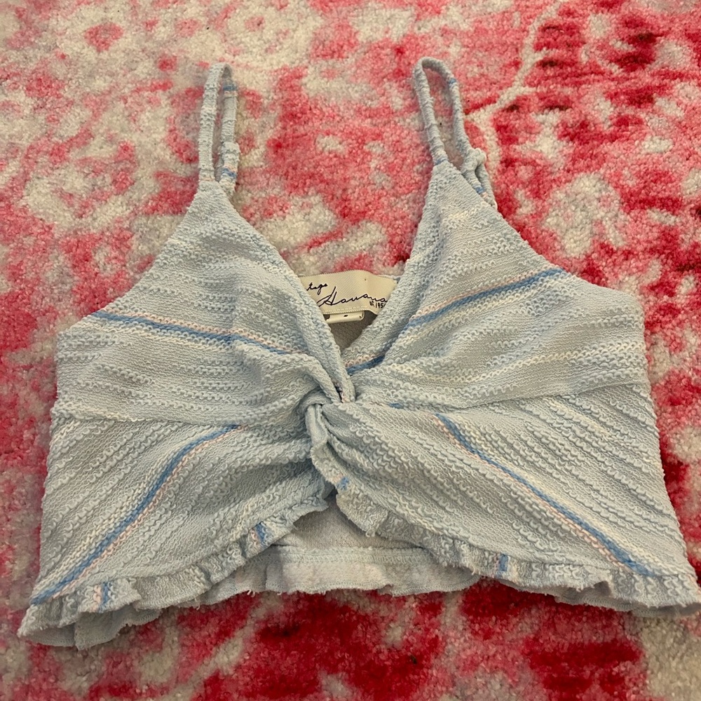 Super cute summer top—size small